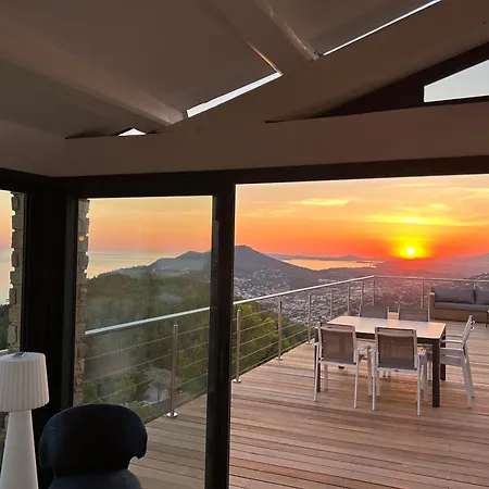 4 Etoiles Vue Sur Les Iles D'or Sea And Mountain Pleasure Vue 180 Villa Carqueiranne