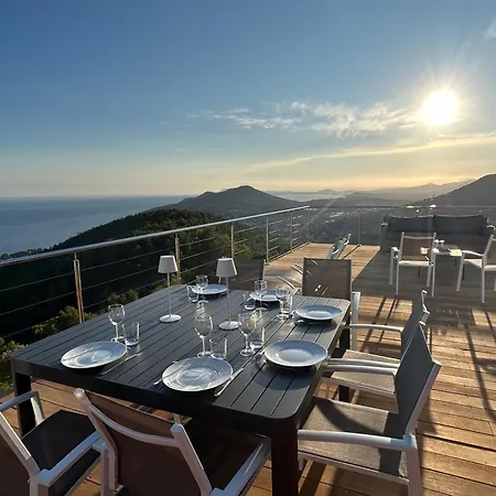 Villa 4 Etoiles Vue Sur Les Iles D'or Sea And Mountain Pleasure Vue 180 *